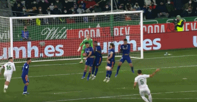 西甲榜首之争持续升温