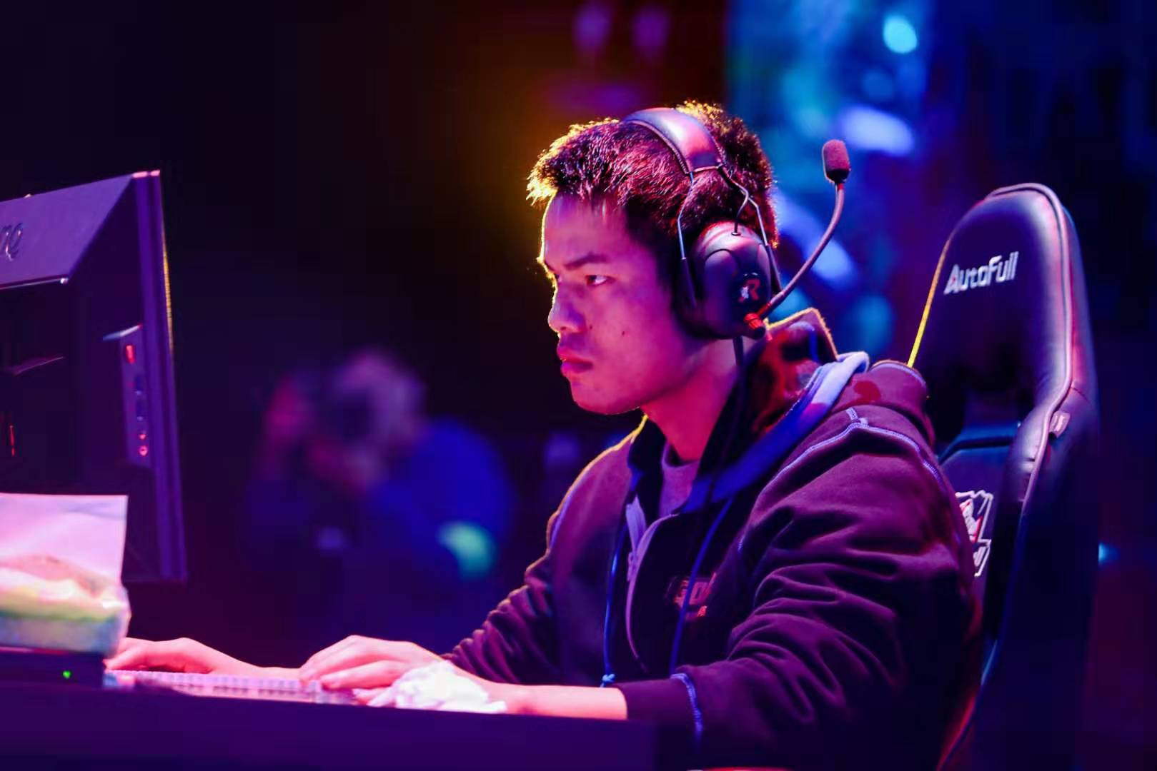 导致伤病反 导致伤病反