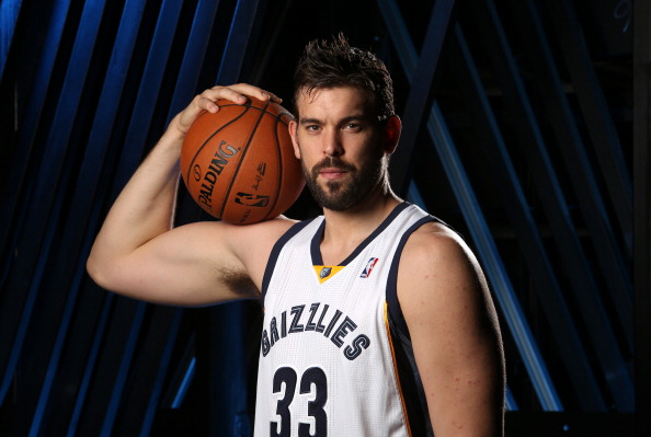 级中场托马 级中场托马